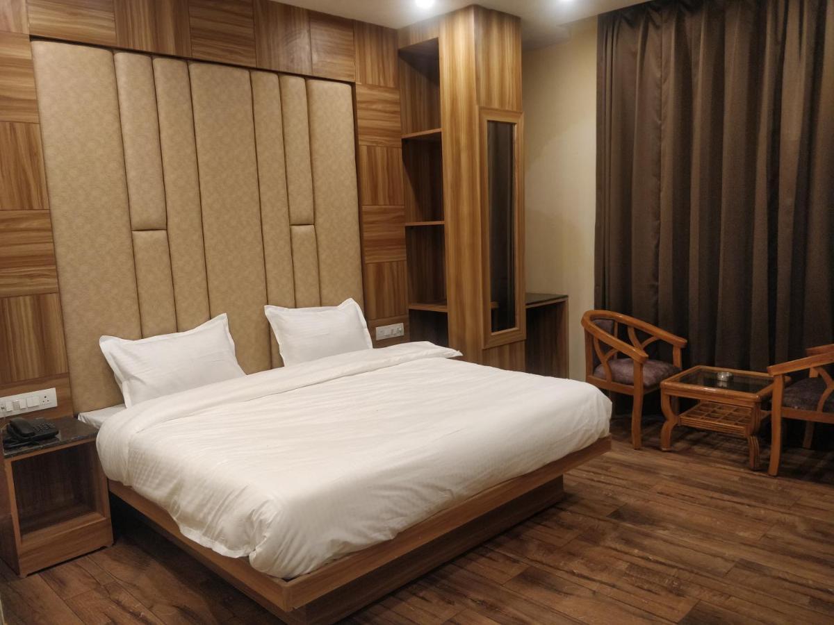 Pinnacle Vesta Homestay Mussoorie Bagian luar foto