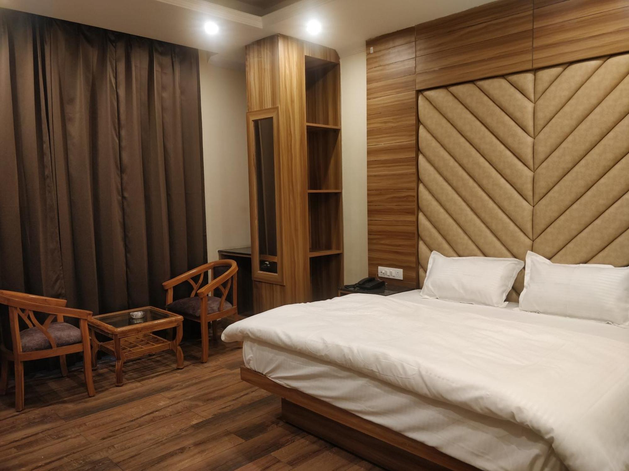 Pinnacle Vesta Homestay Mussoorie Bagian luar foto