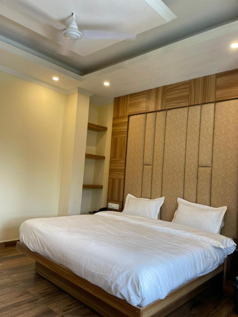 Pinnacle Vesta Homestay Mussoorie Bagian luar foto