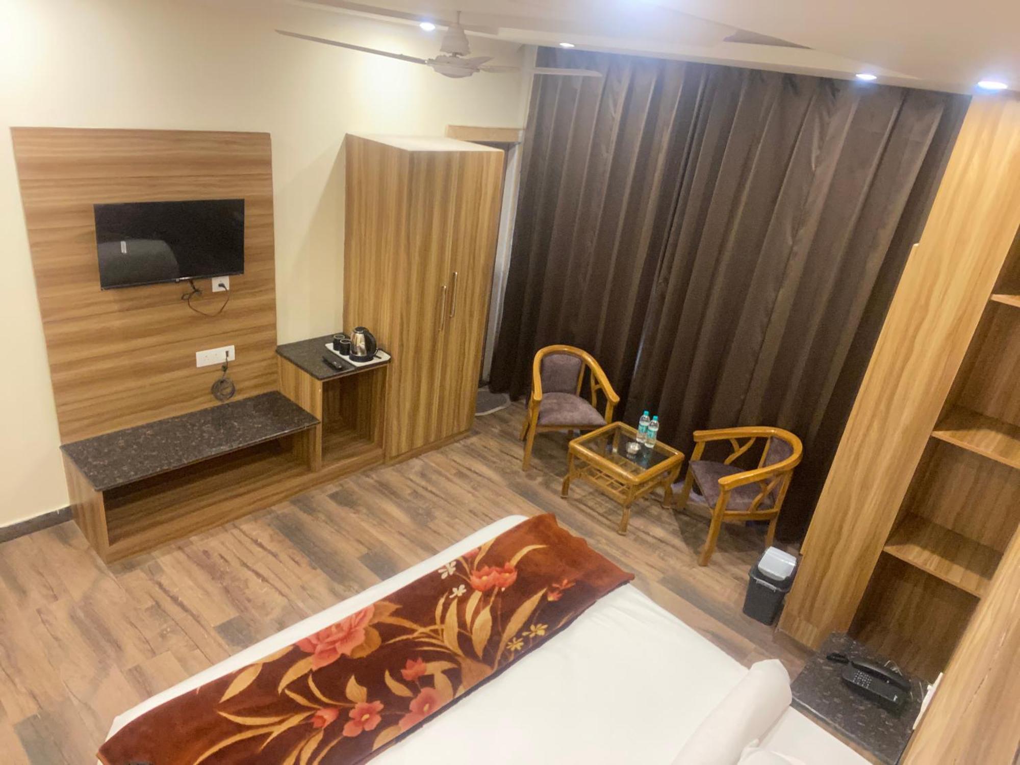 Pinnacle Vesta Homestay Mussoorie Bagian luar foto