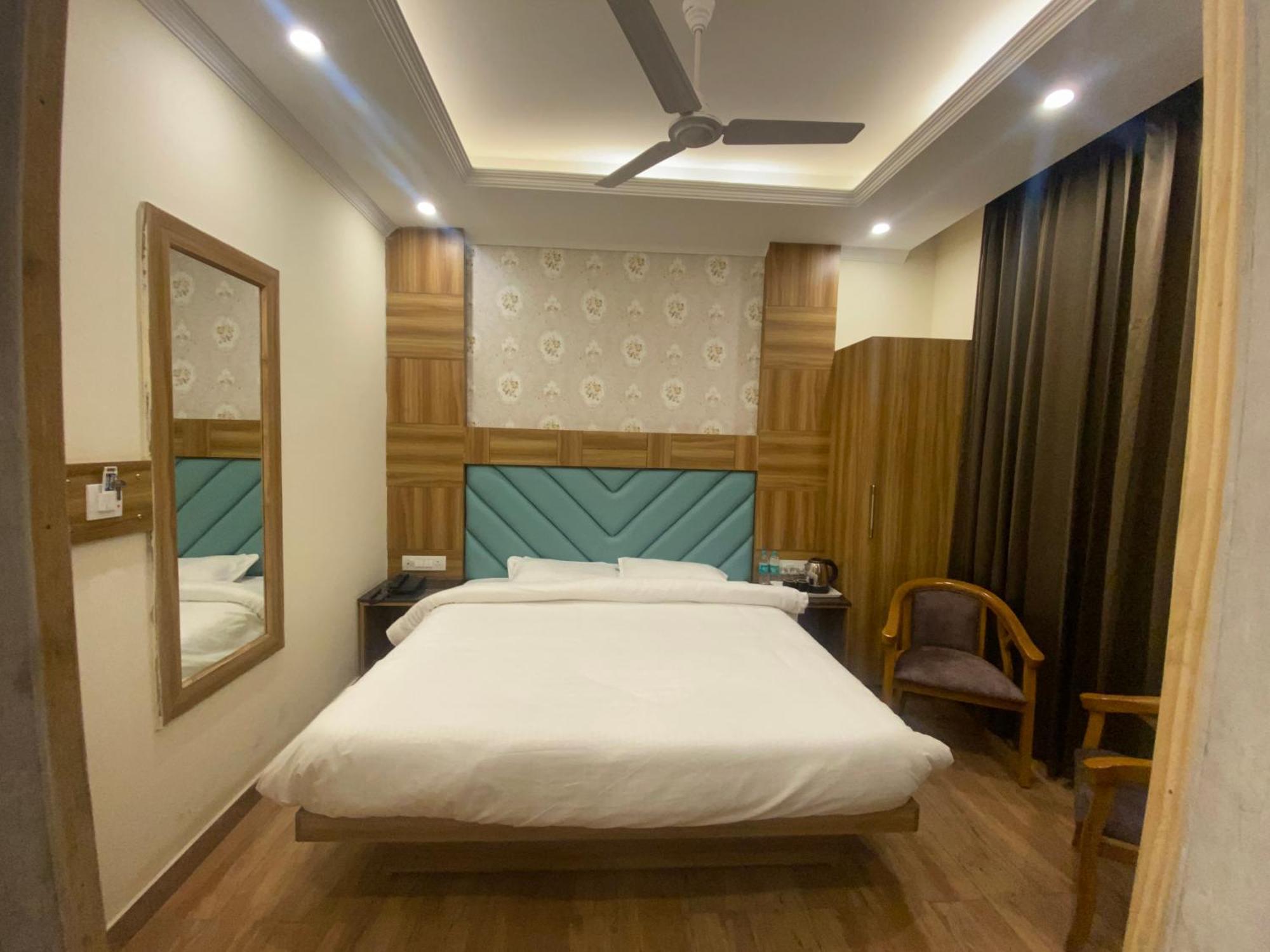 Pinnacle Vesta Homestay Mussoorie Bagian luar foto