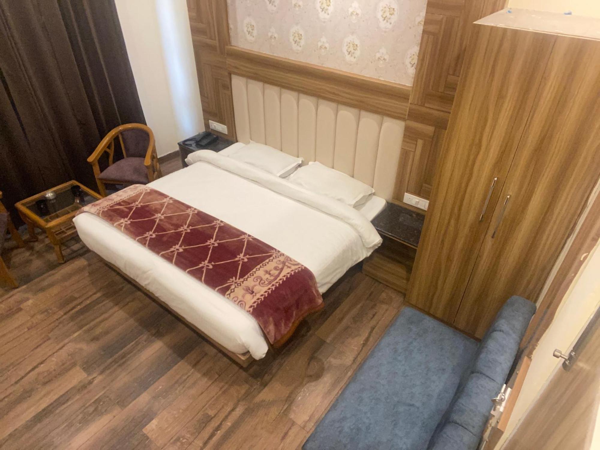 Pinnacle Vesta Homestay Mussoorie Bagian luar foto